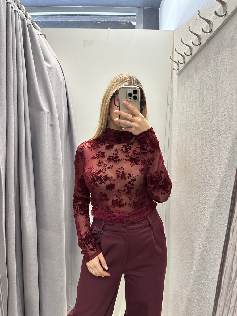 KONTATTO•Dolcevita tulle velluto