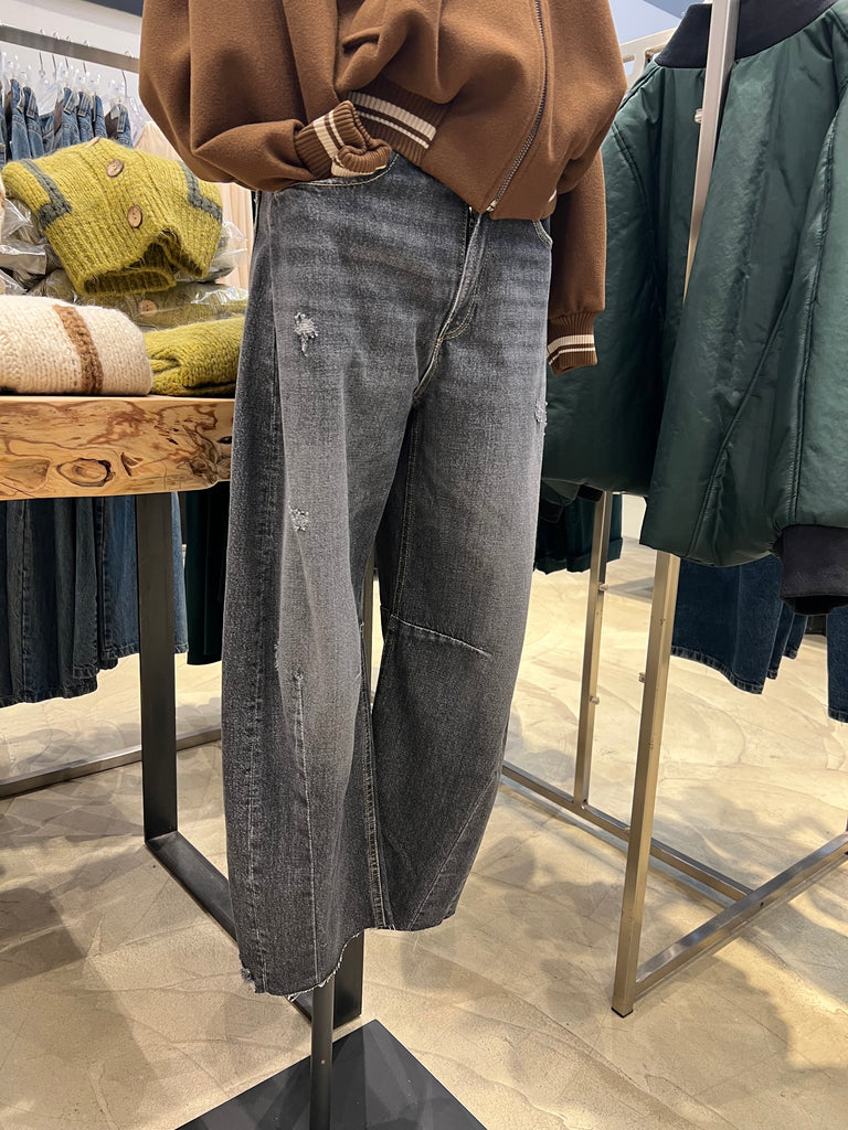HaveOne•Jeans barrel Barbara con rotture nero