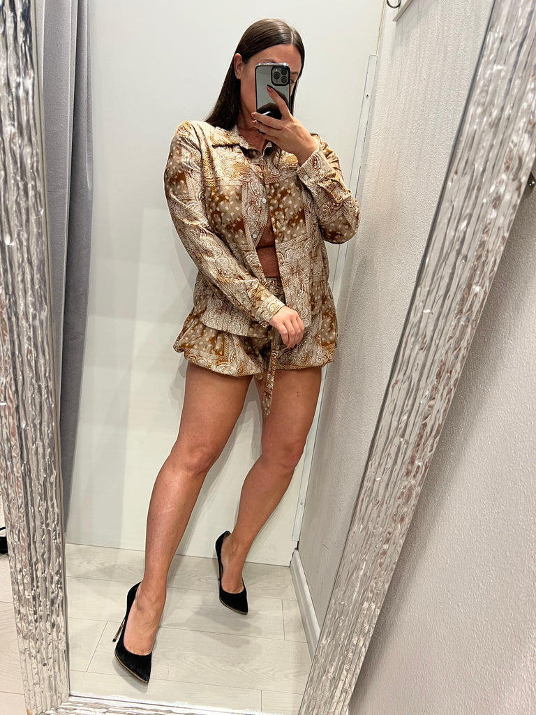 HaveOne•Camicia in viscosa bandana coccio