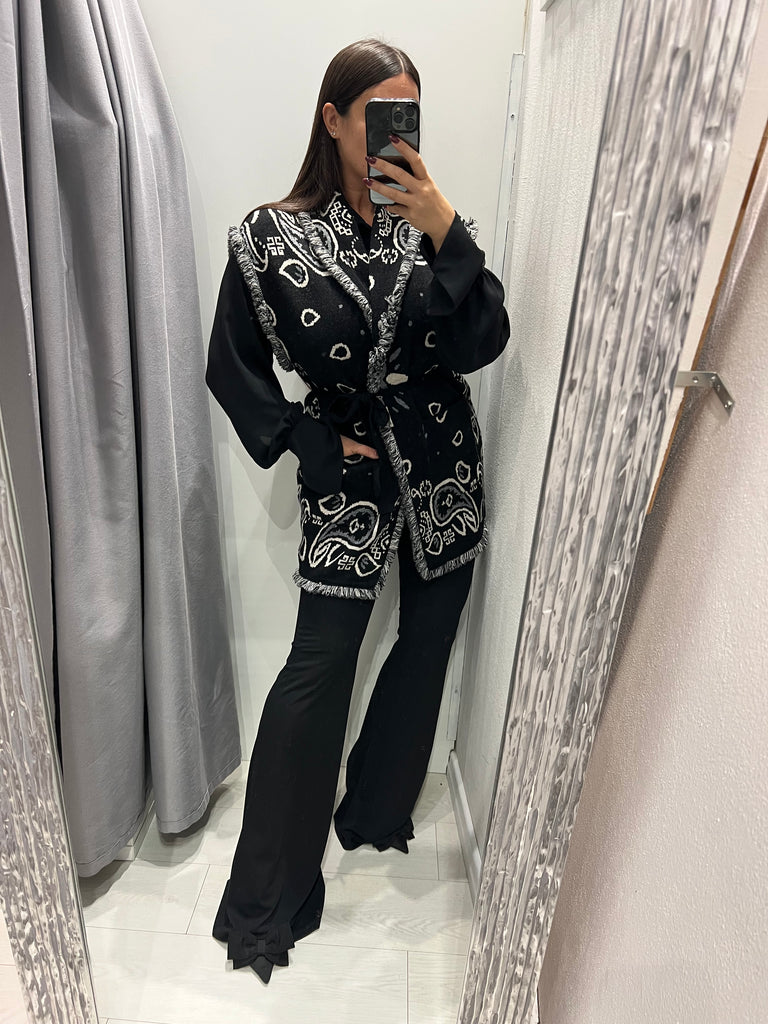 BLK30 KONTATTO•Cardigan smanicato stampa bandana•Più colori