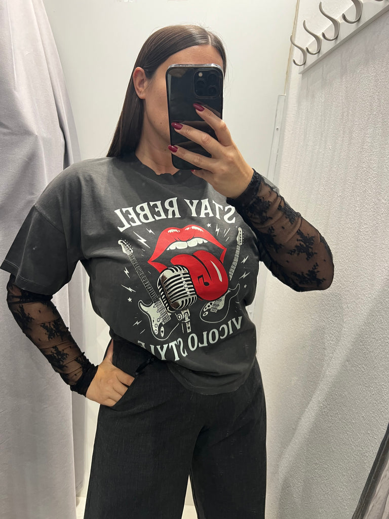 ViCOLO•T-shirt over STAY REBEL
