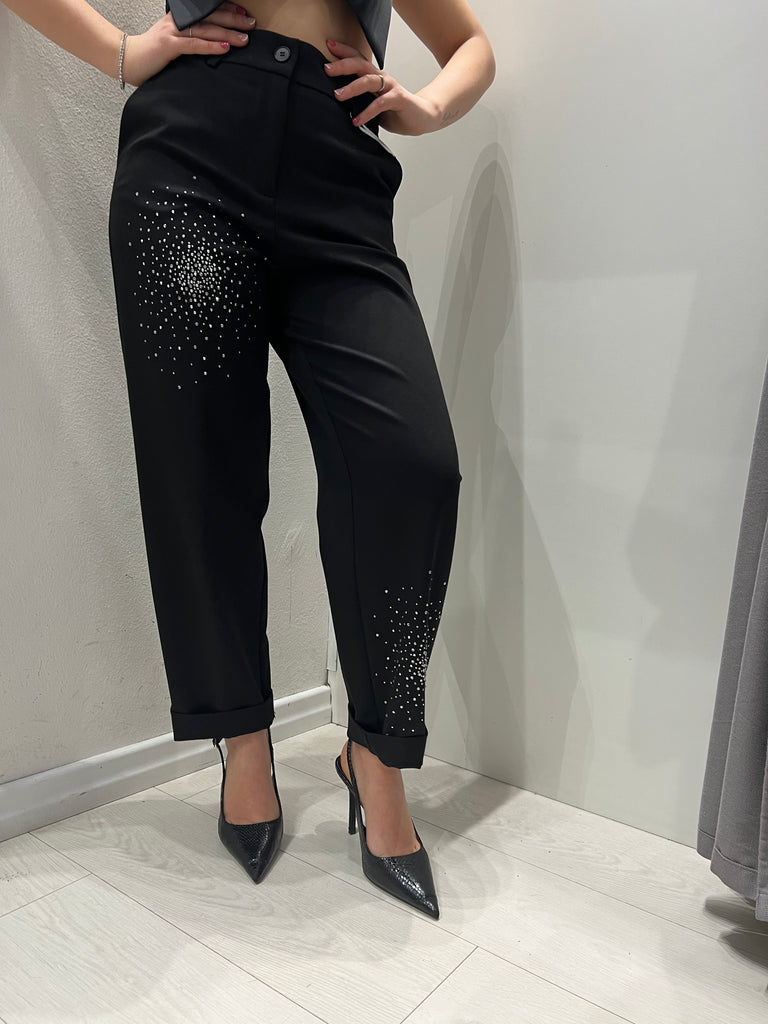 KONTATTO•Pantalone nero carrot con strass