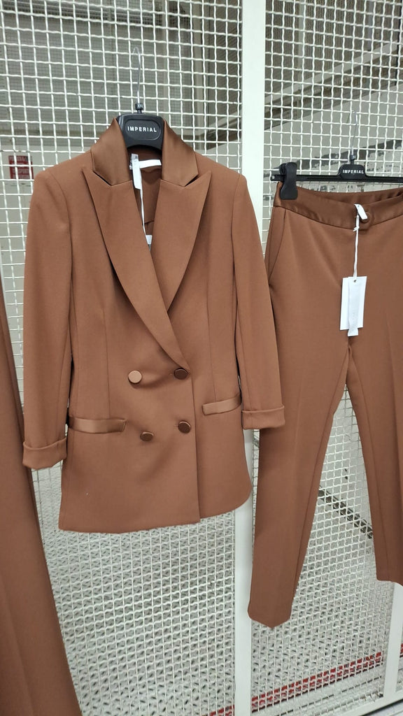 IMPERIAL•Giacca doppiopetto con inserti in raso•Castagna