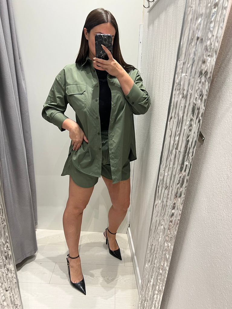 🚨ViCOLO•Camicia over in cotone•Militare