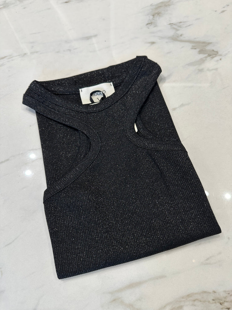 EVER ViCOLO•Canotta scollo particolare con lurex•Più colori