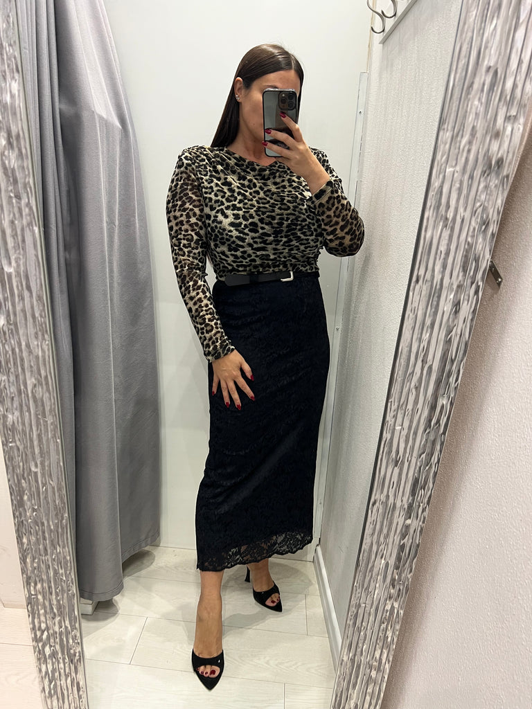 HaveOne•Gonna in pizzo con cintura