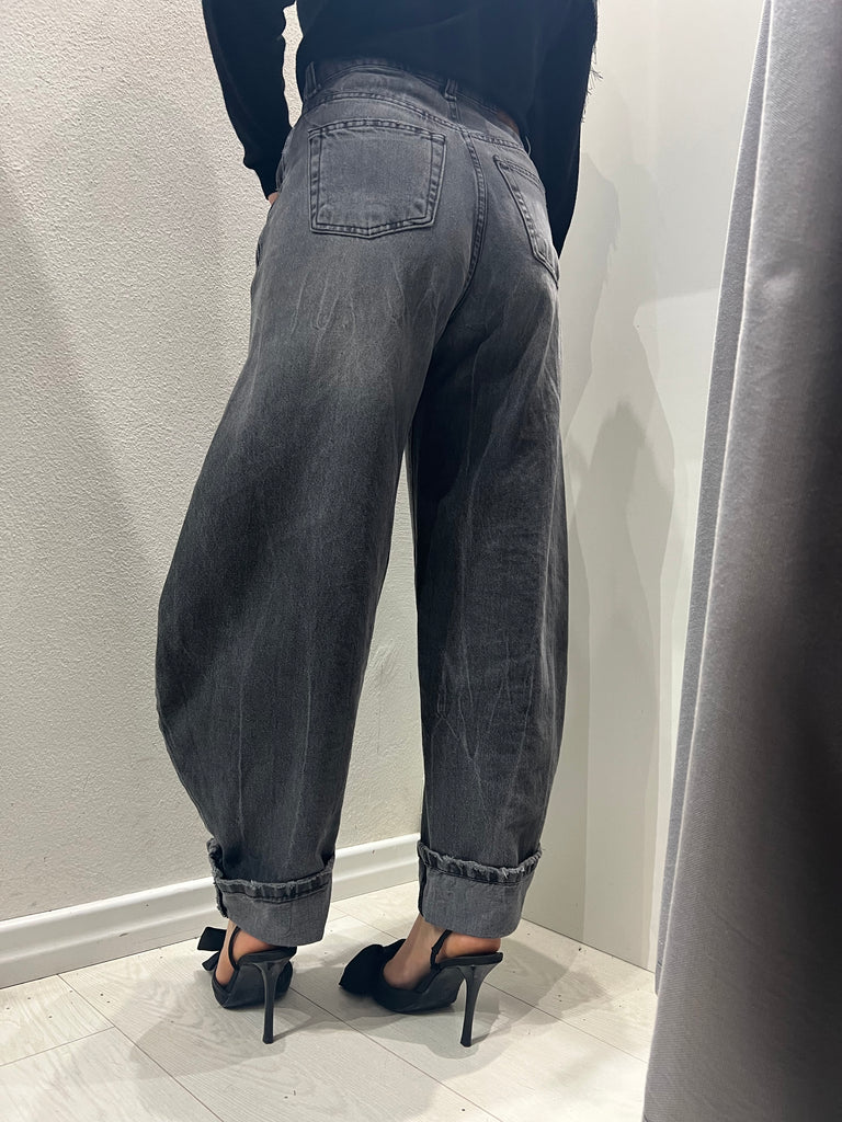 Philia Loft•Jeans baloon nero slavato