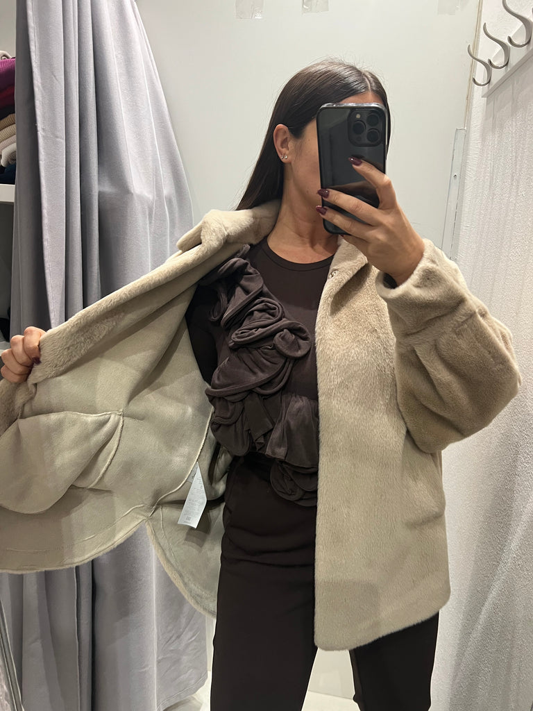 BLK30 Souvenir•Ecopelliccia beige taglio camicia