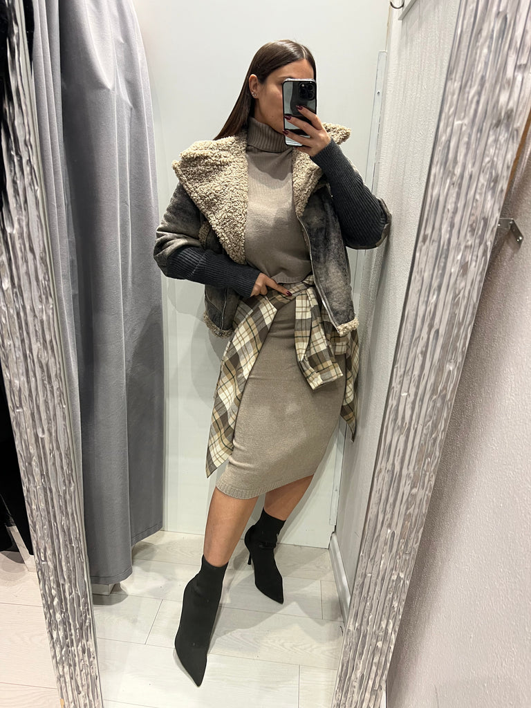 Philia Loft•Ecomontone tortora/grigio maniche in maglia