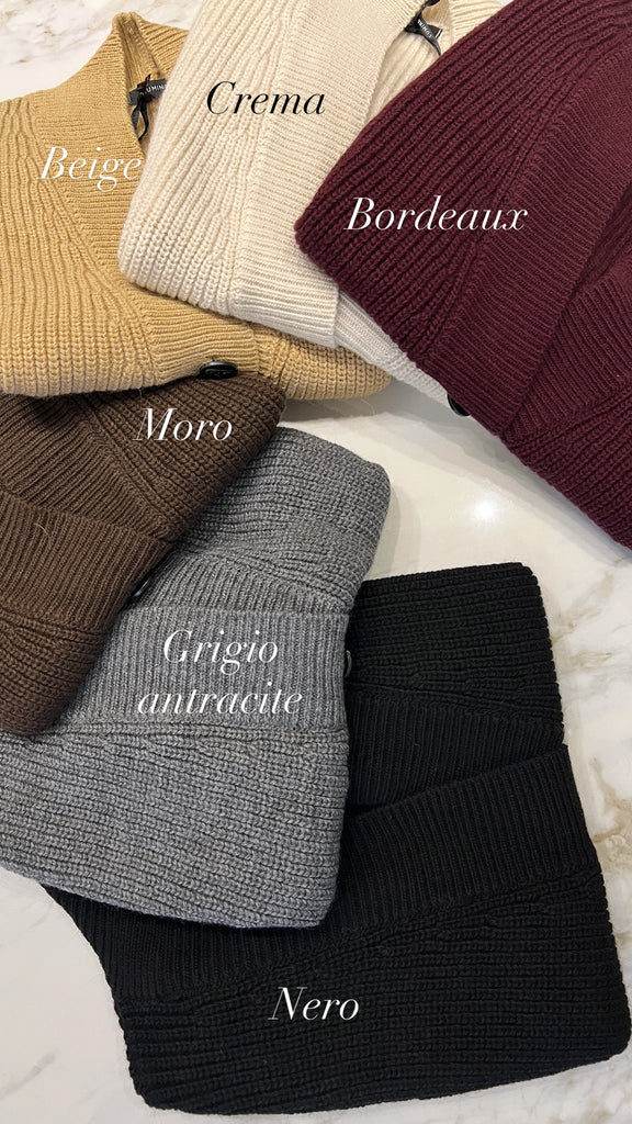 LUMINA•Gilet in maglia bottoni neri•Più colori