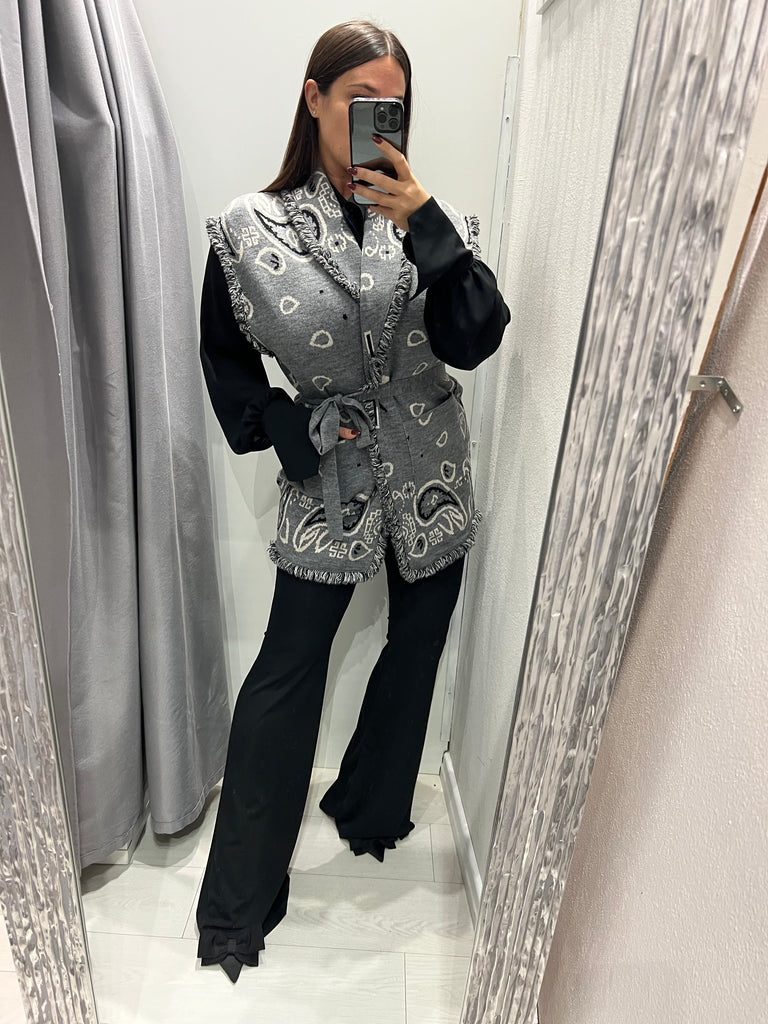 BLK30 KONTATTO•Cardigan smanicato stampa bandana•Più colori