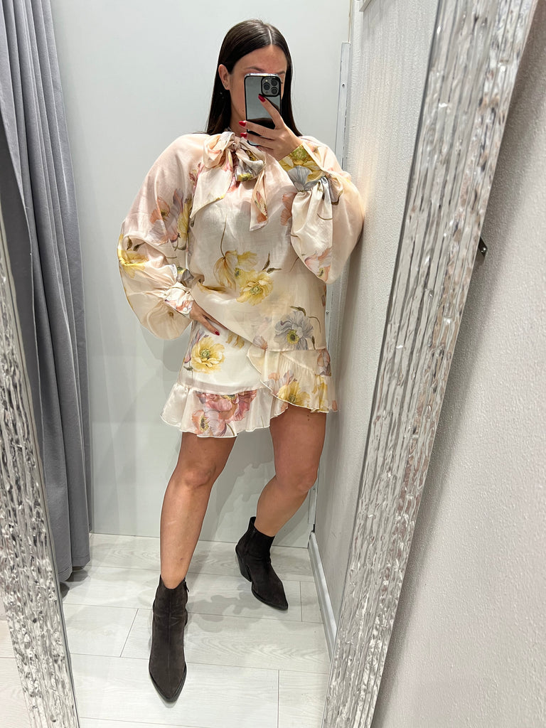 ViCOLO•Camicia fiocco floreale base crema