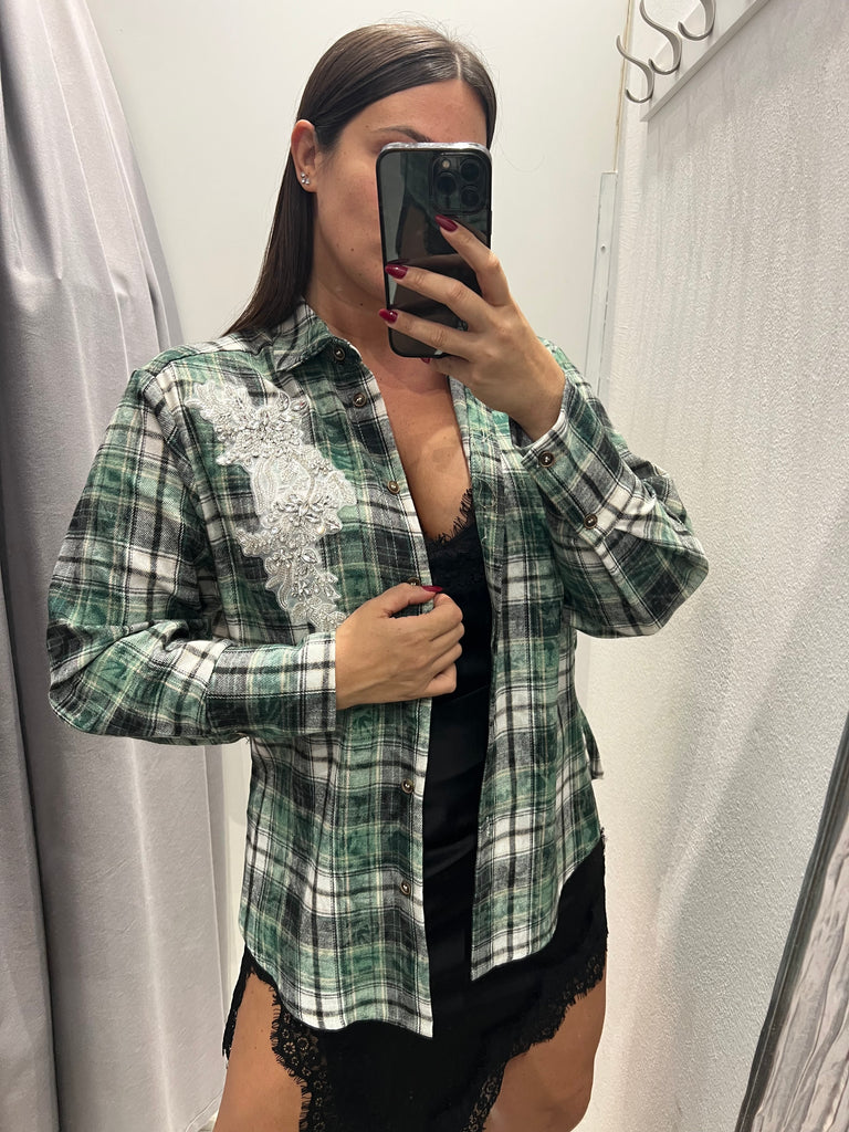 HaveOne•Camicia check in flanella verde cabochon strass