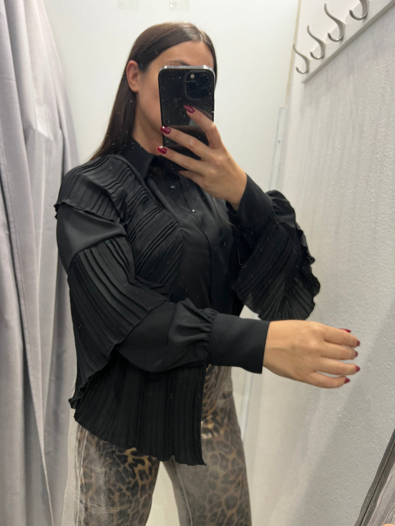 Souvenir•Camicia volant plissè nera