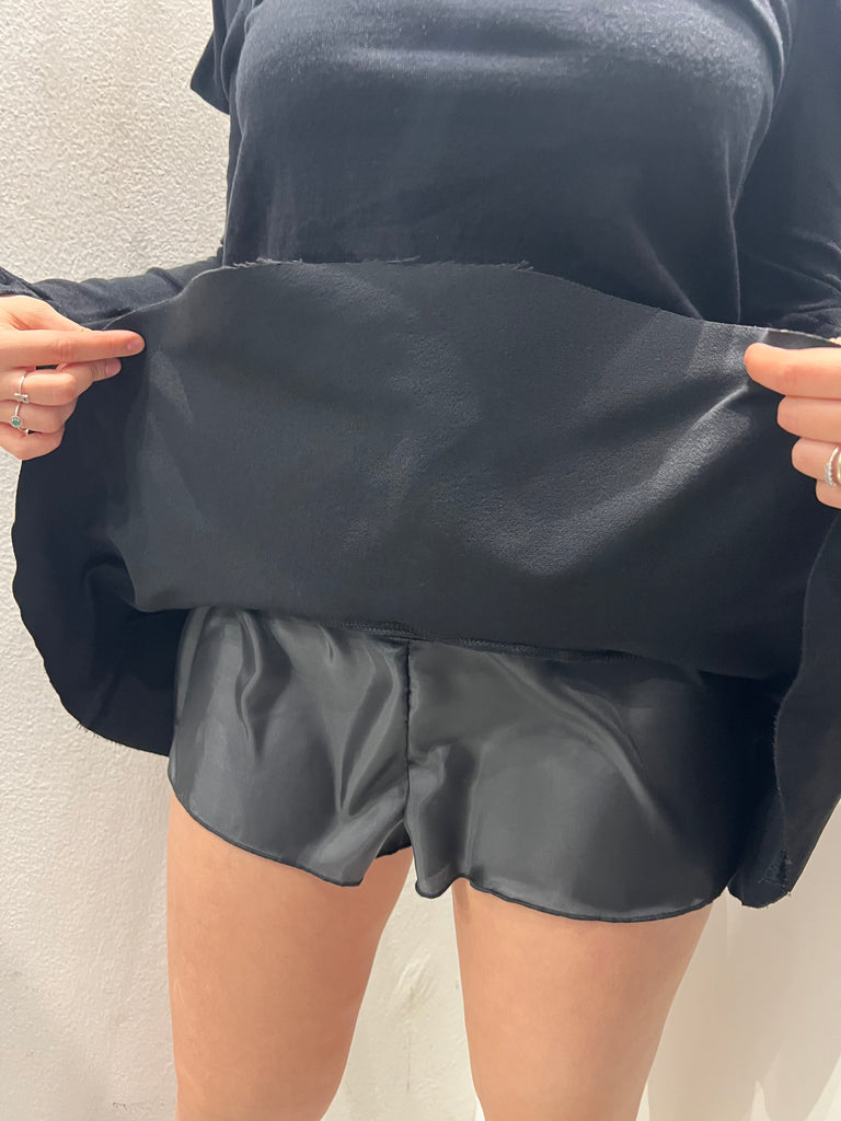 HaveOne•Gonna pantaloncino suede nero