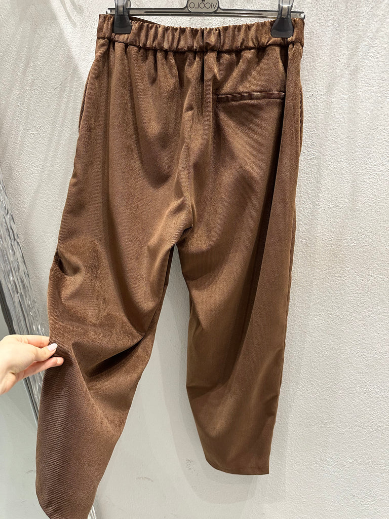 ViCOLO•Pantalone basic velluto tabacco con elastico e bottone
