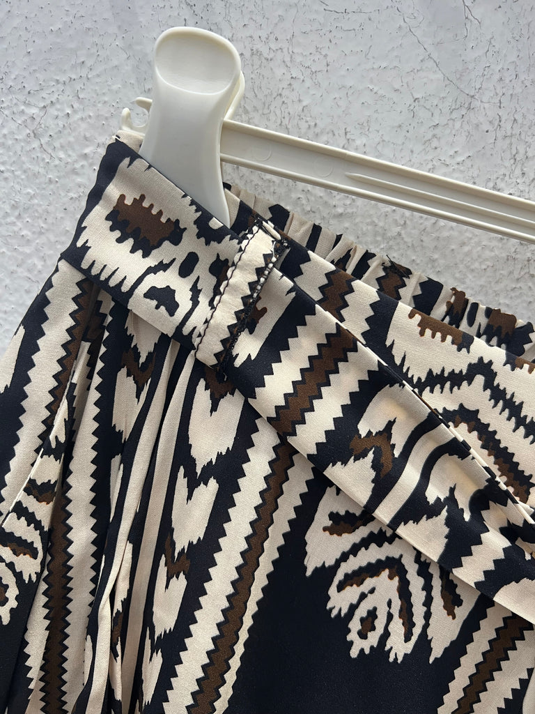 MSS💥HaveOne•Shorts palloncino stampa etnica nero/panna/moro