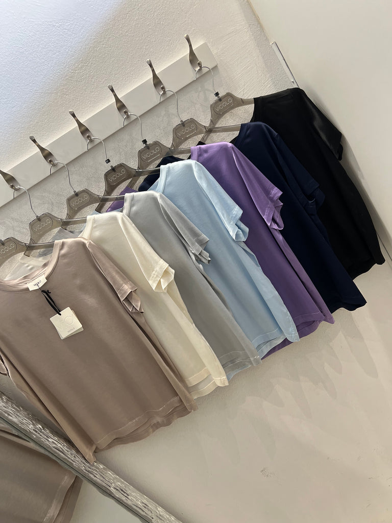 ViCOLO•T-shirt in raso di viscosa•Più colori