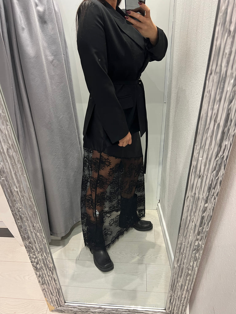 HaveOne•Gonna lunga nera con pizzo
