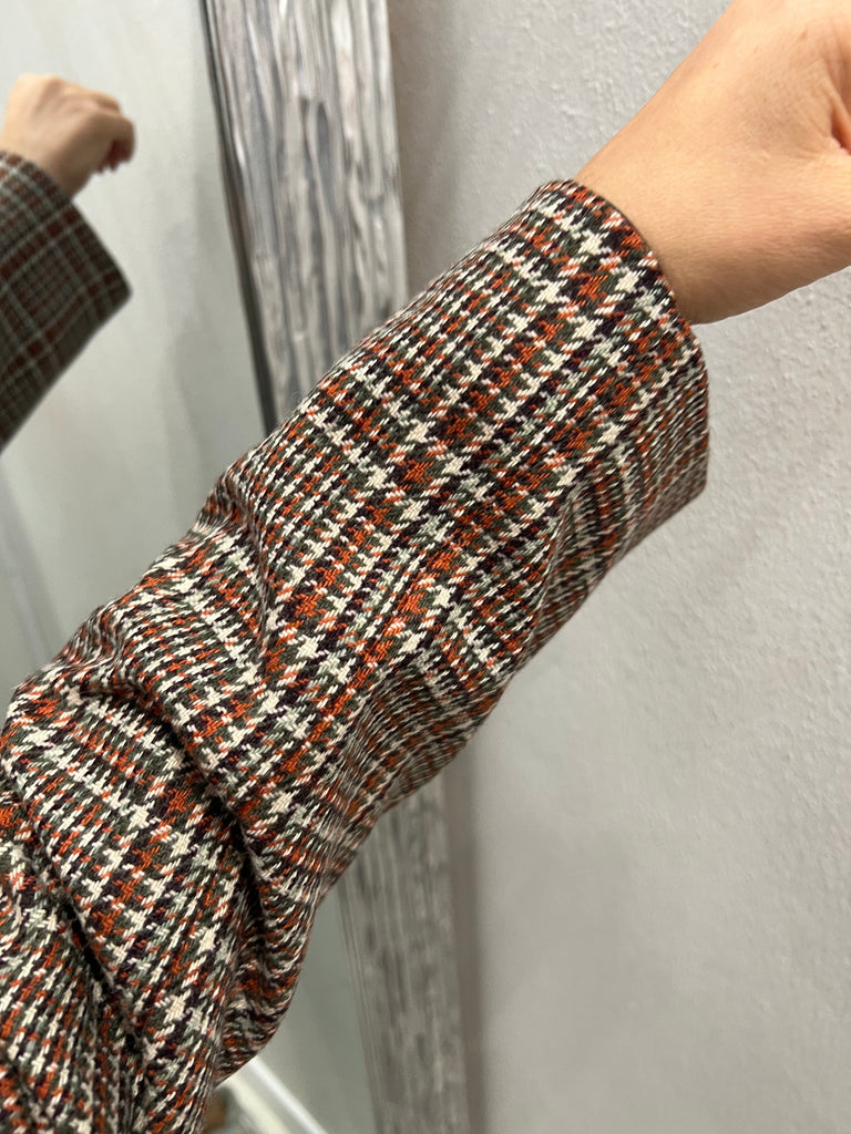 ViCOLO•Giacca con spille arancio/moro/burro/salvia