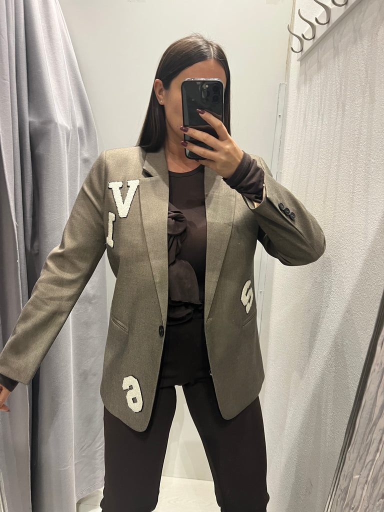 BLK30 ViCOLO•Giacca taglio morbido patch Teddy