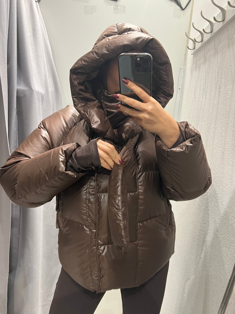 ViCOLO•Giubbino piumino con cappuccio bottoni calamita