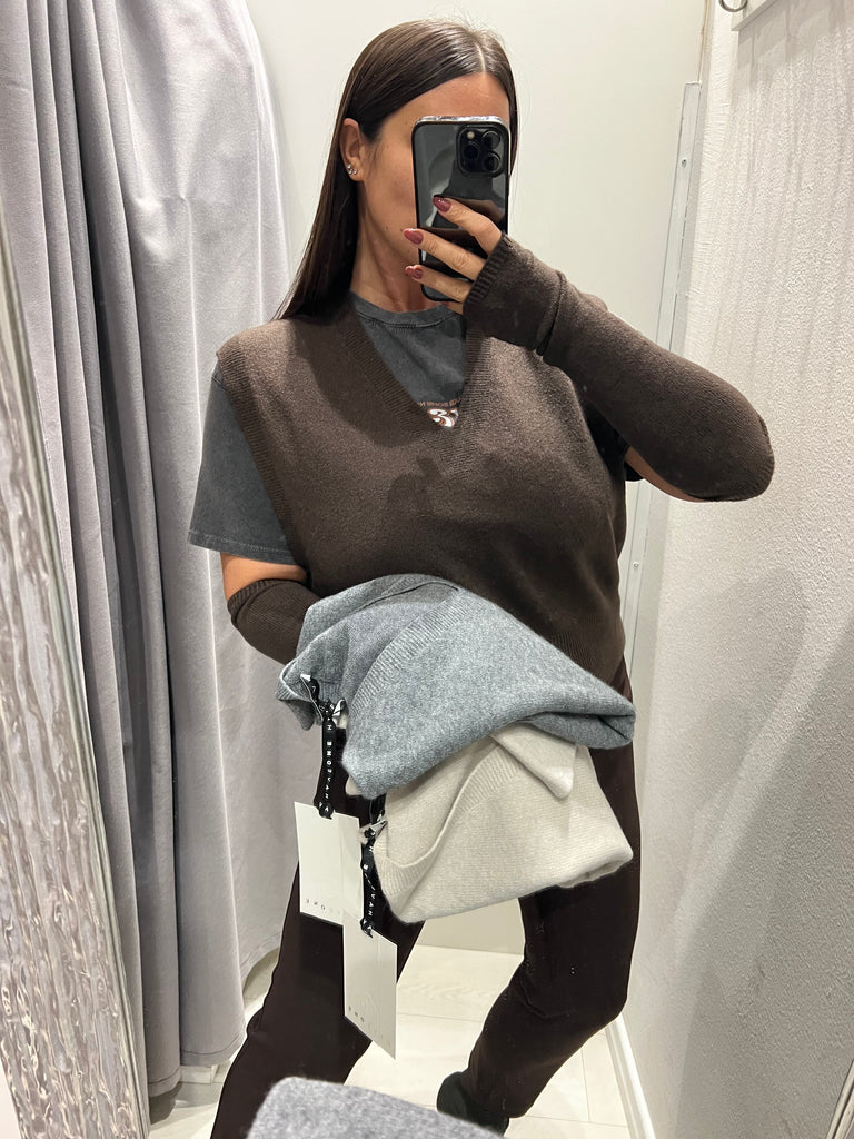 BLK30 HaveOne•Gilet scollo V con manicotti•Più colori