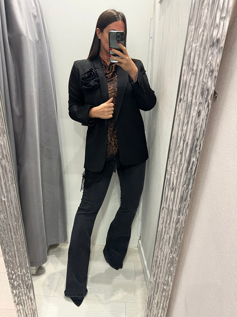 ViCOLO•Jeans zampa Gisele flare nero slavato