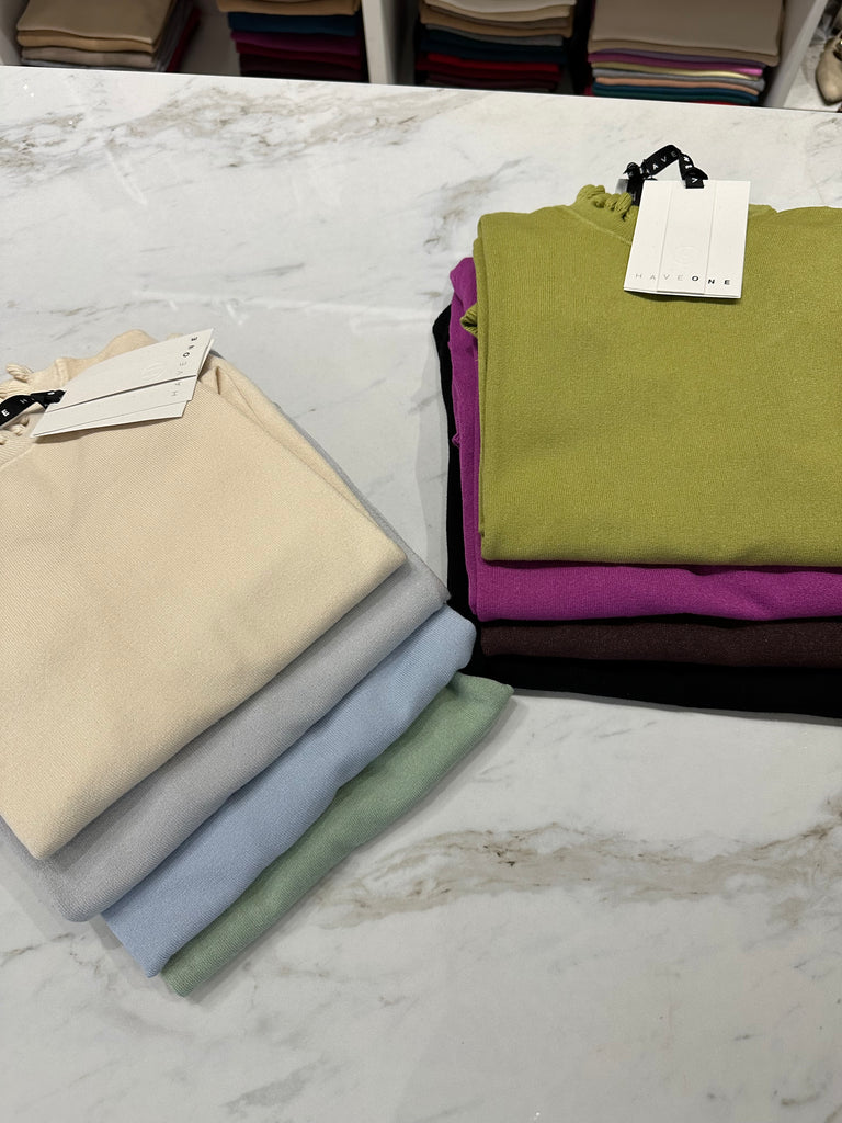 HaveOne•Maglioncino con cappettine•Più colori