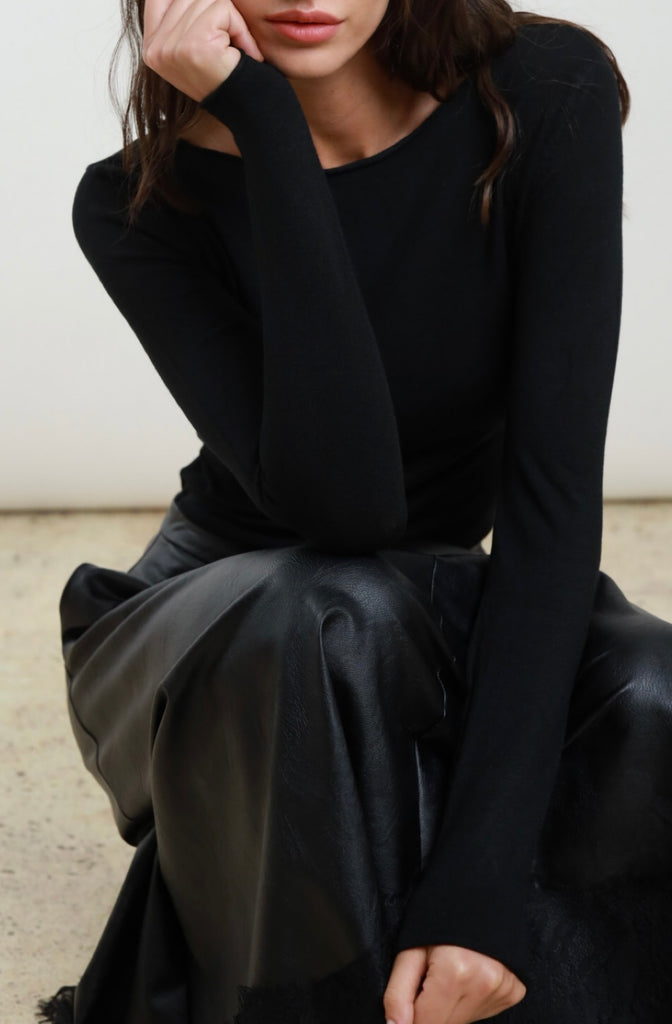 Susy Mix•Maglioncino barchetta soffice viscosa•Più colori