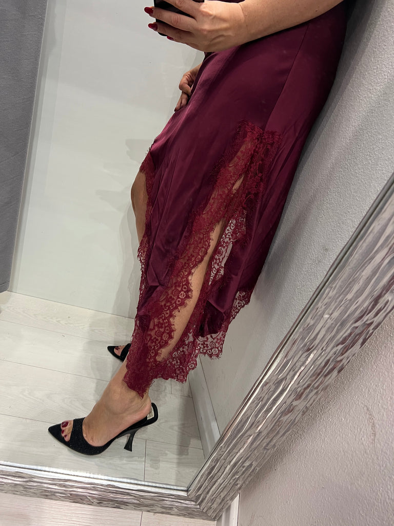 LUMINA•Gonna raso midi asimmetrica con pizzo•Bordeaux