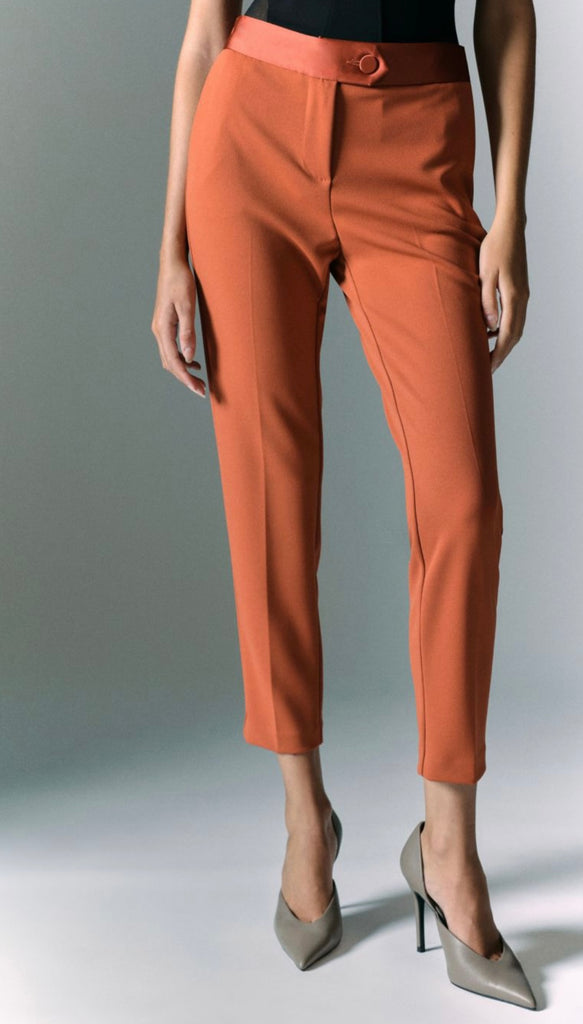 IMPERIAL•Pantalone con fascia in raso in vita•Zucca