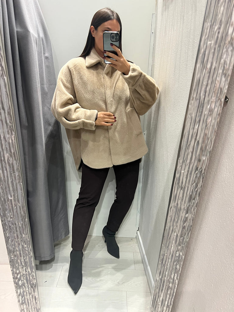 BLK30 Souvenir•Ecopelliccia beige taglio camicia