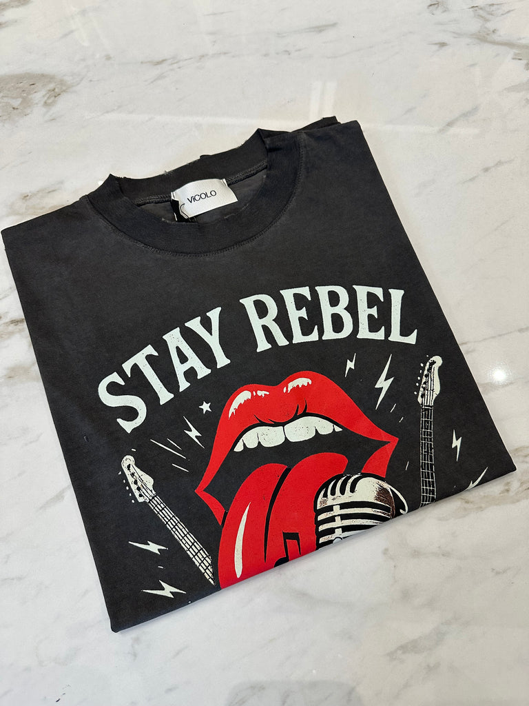 ViCOLO•T-shirt over STAY REBEL