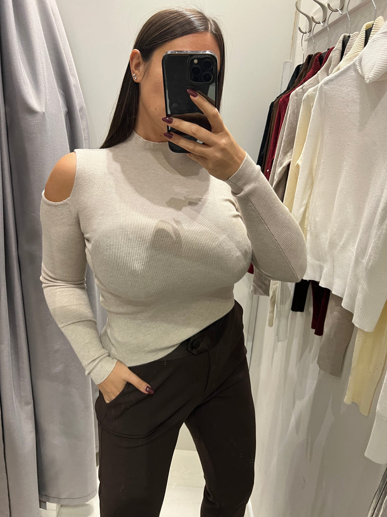 Maglioncino lupetto soffice viscosa apertura spalle•Più colori