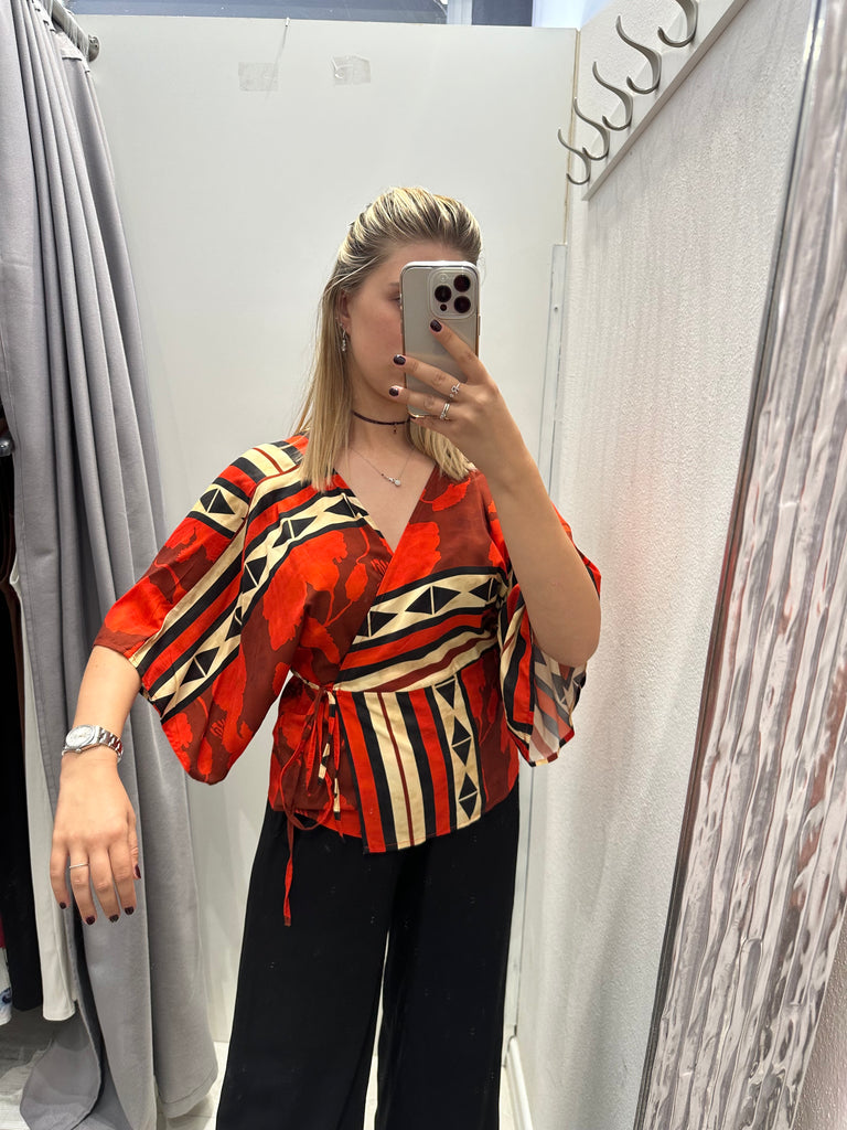 MSS💥HaveOne•Maglia kimono stampa etnica rossa