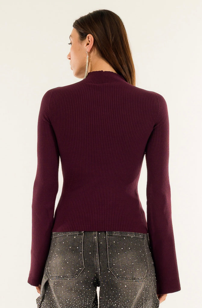 KONTATTO•Lupetto a costine manica campana•Più colori