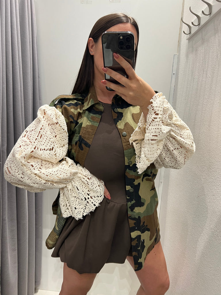 HaveOne•Sahariana camouflage maniche crochet