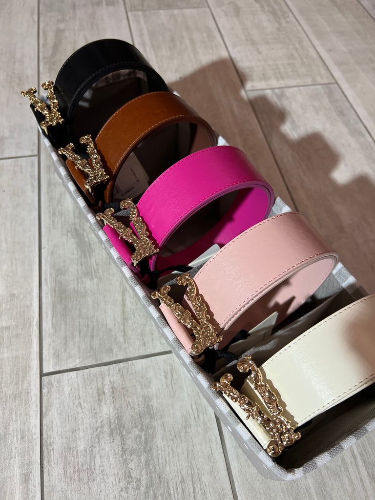 Vicolo-Cintura in vera pelle con fibbia V intarsiata-Più colori