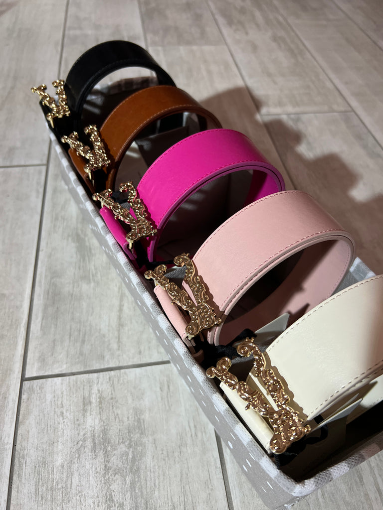 Vicolo-Cintura in vera pelle con fibbia V intarsiata-Più colori